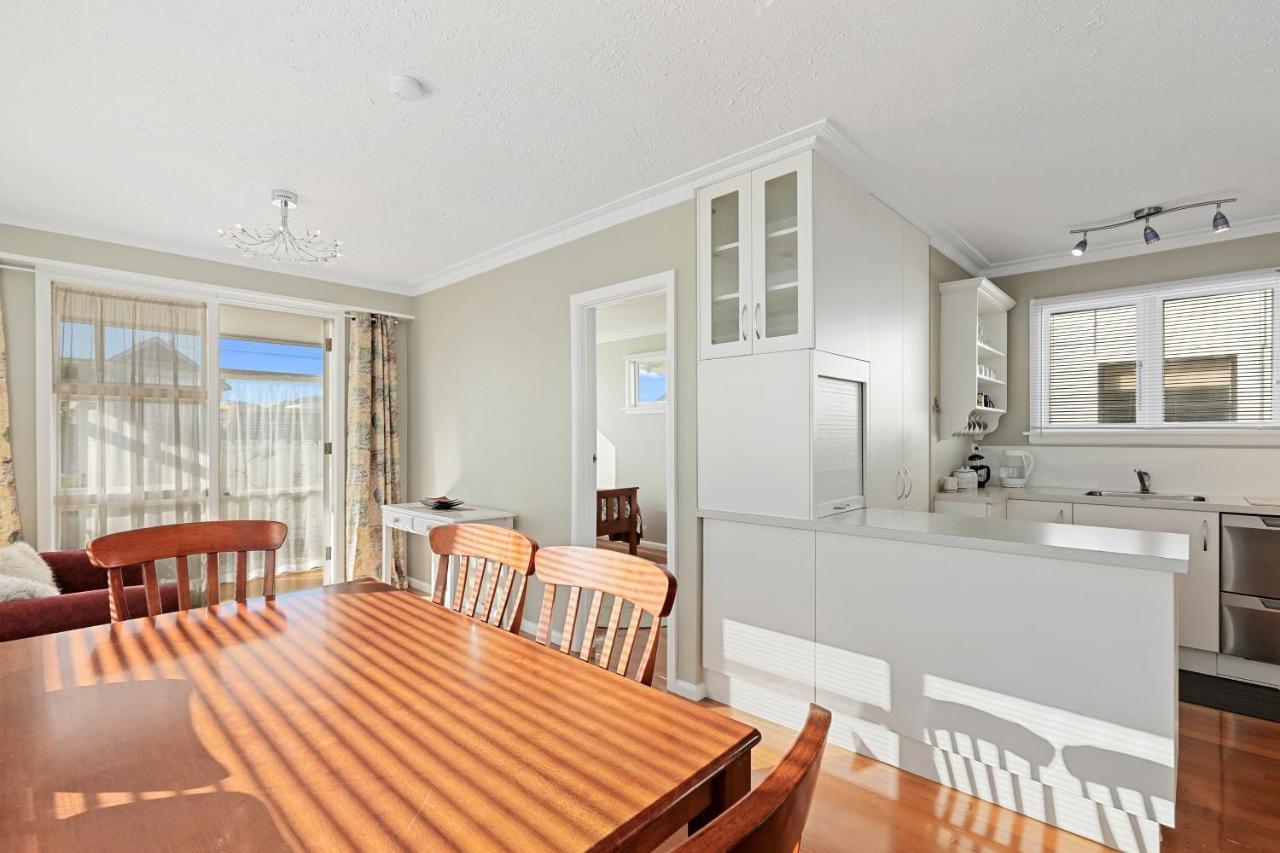 Coastal City Retreat - New Brighton Accommodation ไครสต์เชิร์ช ภายนอก รูปภาพ