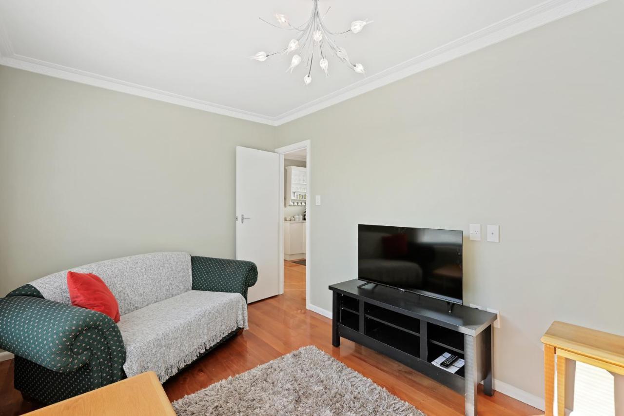 Coastal City Retreat - New Brighton Accommodation ไครสต์เชิร์ช ภายนอก รูปภาพ